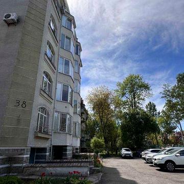 Оренда 3 кімнатна Самійленка Новобудова