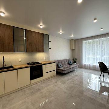 1- на з Авторським ремонтом в сучасному ЖК« Status» поруч SportLife ЖК Status