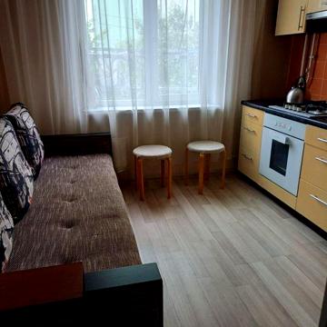 Сдаём 1 к квартиру, спуск Б.Хмельницкого. Мытница Гагарина . Центр 5 м