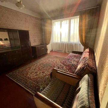 Продаж 1 кімнатної квартири,метро Лісова, Чернігівська