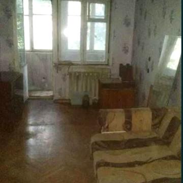 Сегедська вул., 4