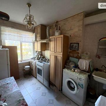 Продаж 2к Квартира Космонавтів вулиця