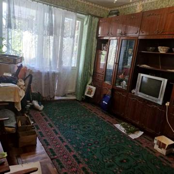 Продам 2 ком кв.КРЕМЛЕВСКАЯ/С.Синенко 12.999у.е. 50метров