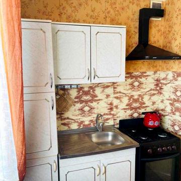 Довготривала оренда 1к квартири на вул. Валентинівська 46