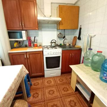 Деревянка вул., 18