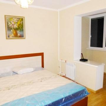 Чорнобильська вул., 20