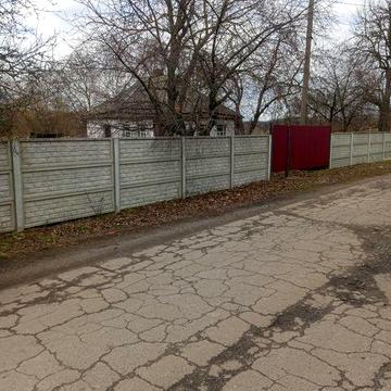Продається будинок з ділянкою