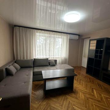 Затишна 3хк квартира , всі кімнати окремі