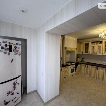 Продаж 3к Квартира Академіка Ющенка вулиця ЖК Микрорайон Подолье