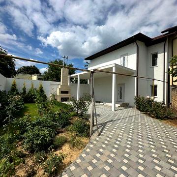 Будинок з новим ремонтом 150м 3.5 сотки Ракушняк 60см