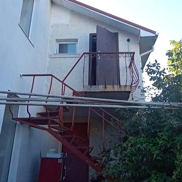 Аренда длительно самостоятельной части дома! Колхозный переулок/Долгая