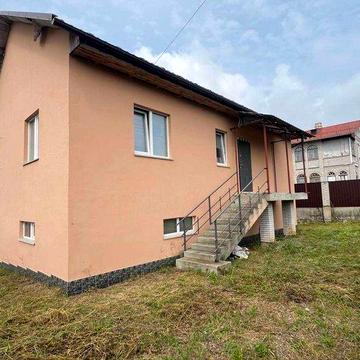 Продам новий будинок в с. Нові Петрівці ( 10 км від Києва).