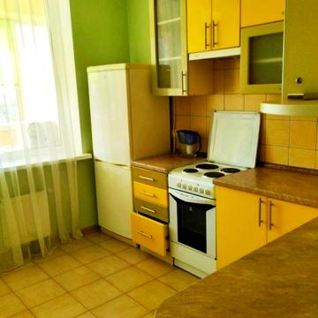 Метро Осокоркі, Дніпровська набережна 26А,