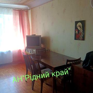 Здається в рні Зигіна(Київська) 2а з розд.кімнатами.