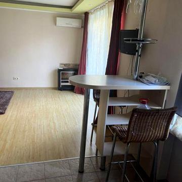 Продам однокомнатную квартиру в Нагорном районе на Погребняка