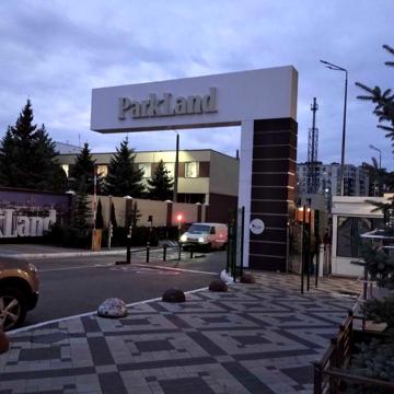 ParkLand, Васильківська метро, Березова вул.40