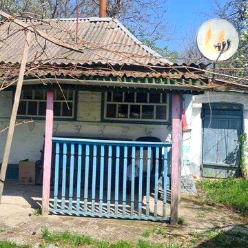 Продаю хату в селі Топори, Житомирська область