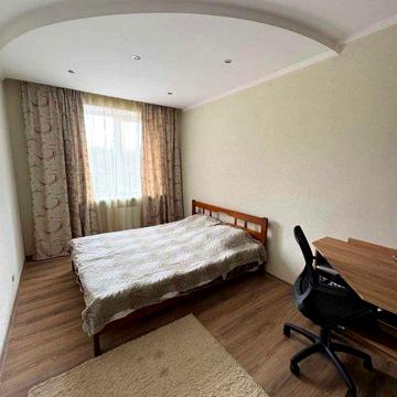 Продаж 2 к квартири, навпроти Центральний парк ЖК Суворов