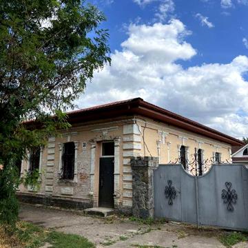 Сдам приватний будинок 115м^2