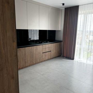 Продаж 1 км квартири район Щасливе