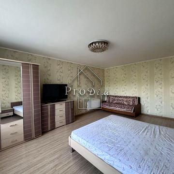 Продаж двокімнатна квартира з меблями, 80 м2 с.Проліски Паркова 12