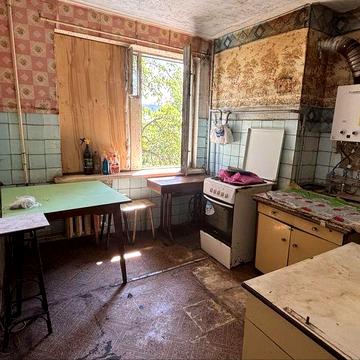 Продам двокімнатну квартиру