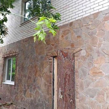 Продам будинок в центрі міста з великою присадибною ділянкою