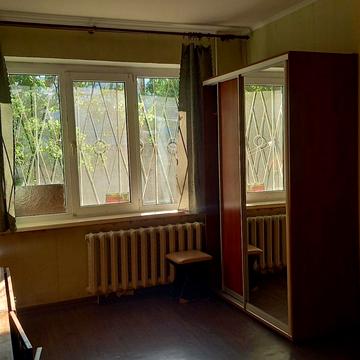 Академіка Корольова вул., 115