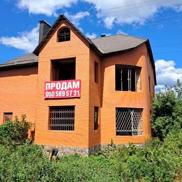 Продаж будинку поблизу стадіону "Ворскла"