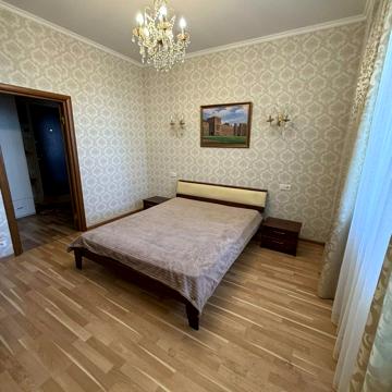 Базарна вул., 5/4