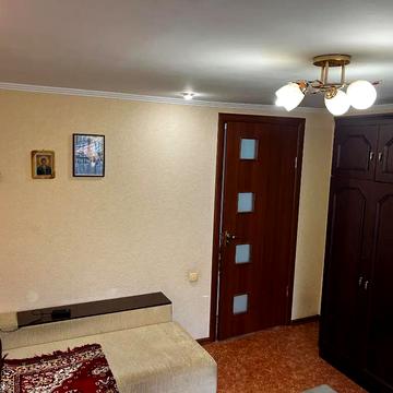 Русанівська вул., 35