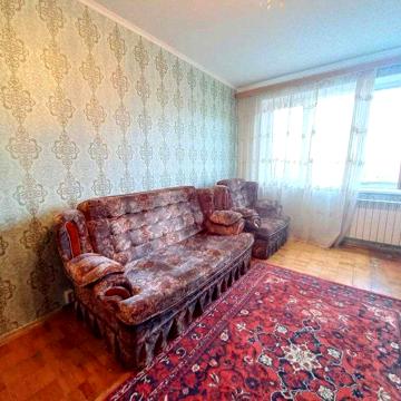 Воскресенка, 1к, Радужна 17, поруч з озером, м Дарниця
