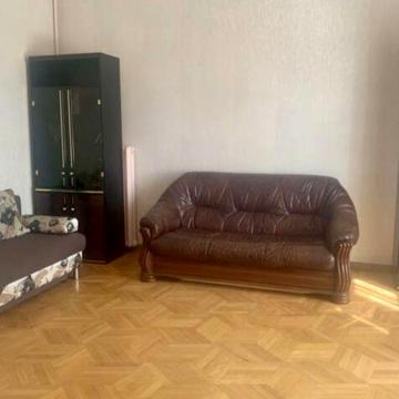 Продається 2к квартира в центрі міста 76.5 кв.м. Дарвіна 7