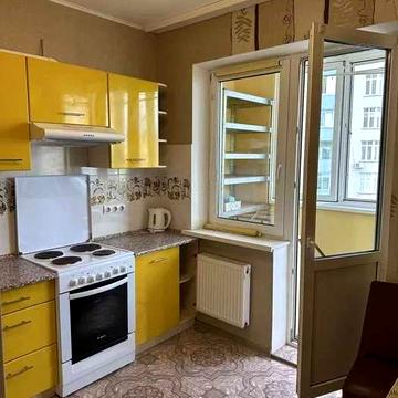 1-кімн. квартира на Градинській 9, ТРЦ Район! Лічильники на тепло!