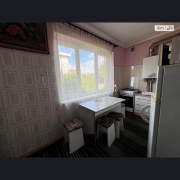 Довгострокова оренда 2к Квартира Собранецька вулиця
