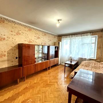 Патріарха Любомира Гузара вул., 5