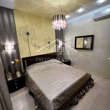 600 €/АРЕНДА/ ЖК Мир/ 3 ком квартира+ паркинг/ 100 м2/ метро Бот сад