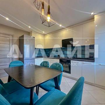 Краща пропозиція! 3кімн.квартира з ремонтом у Центрі міста!