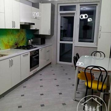 2-кімнатна квартира в новобудові на вул. Зелена, 115