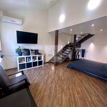 Продам 2-х рівневу квартиру з виглядом на Старе місто та Фортецю