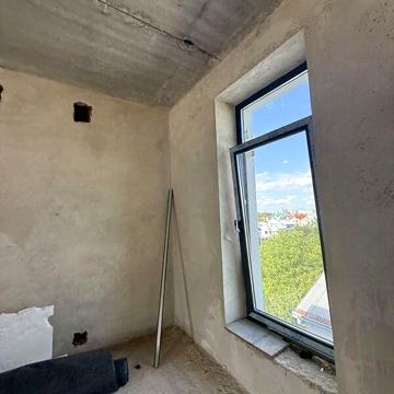 Продаж 3к Квартира Лесі Українки вулиця