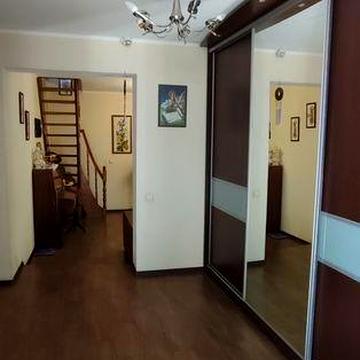 Продам ч/ будинку на 2 входи на Покровській