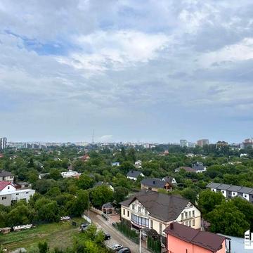Видова 2-кімнатна в ідеальному районі — вигідна пропозиція!