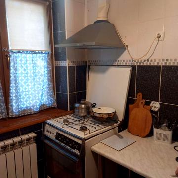 Сдам 2хкв,1/5 эт с балконом,Ньютона,м Дв Спорта