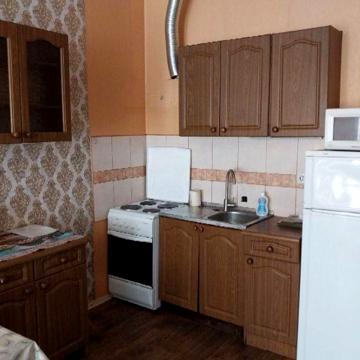 Сдам студия большая.на Боровского ЖК ЗОЛОТЫЕ СТОЛБЫ