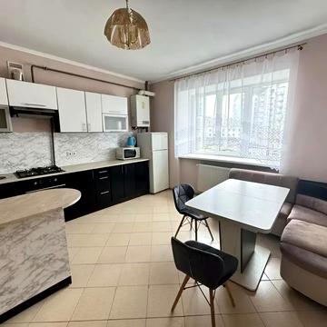 Василя Стуса вул., 28к2