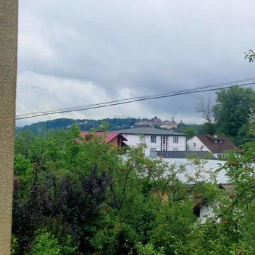 Кобринської, 10