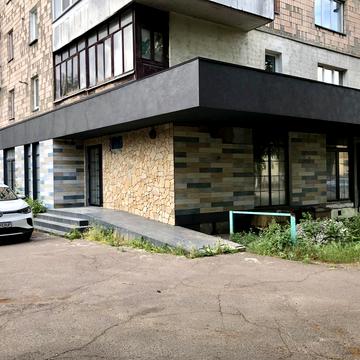 Мала Бердичівська вул., 4