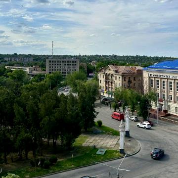 Поштовий просп. (Карла Маркса), 48