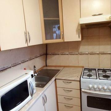 Довгострокова оренда 1к Квартира Січеславська Набережна вулиця